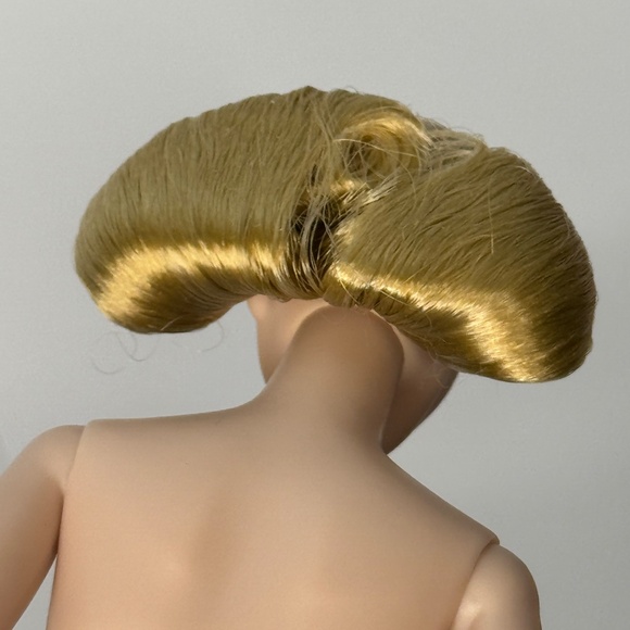 East 59th Integrity Stilettos Out Constance Sugar Nude Fashion Doll Articulated - Picture 11 of 12